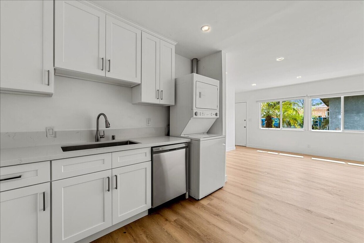 Primary Photo - Newly Renovated Stand Alone Two Bedroom Ap...