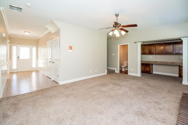 Building Photo - 154 Shoal Park Dr #59