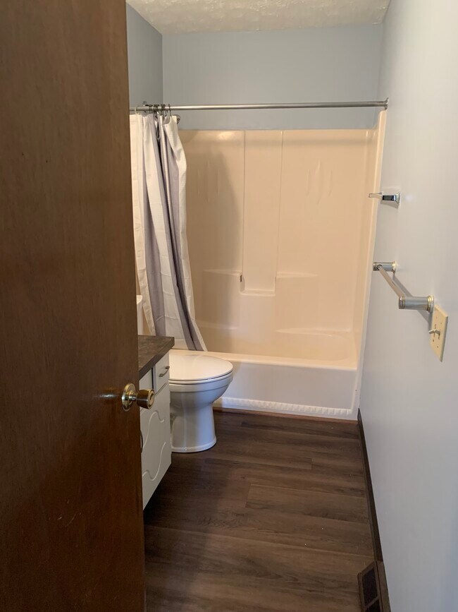 Foto del edificio - 7723 Stuhldreher St NW
