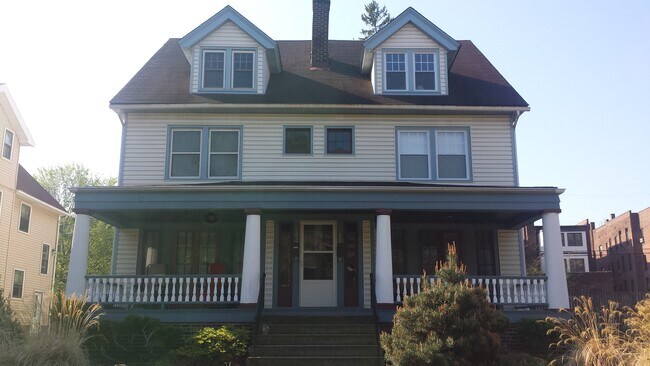 Foto del edificio - 2656 Hampshire Road
