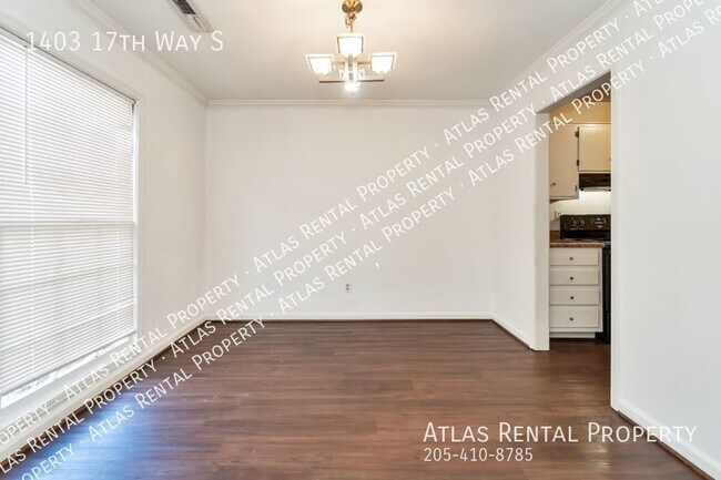 Building Photo - 1403 17th Way S