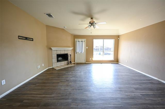 Foto del edificio - 13520 Valley Mills Dr
