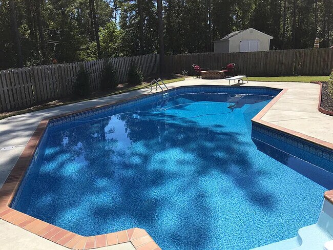 Foto del edificio - 839 Leyland Ln