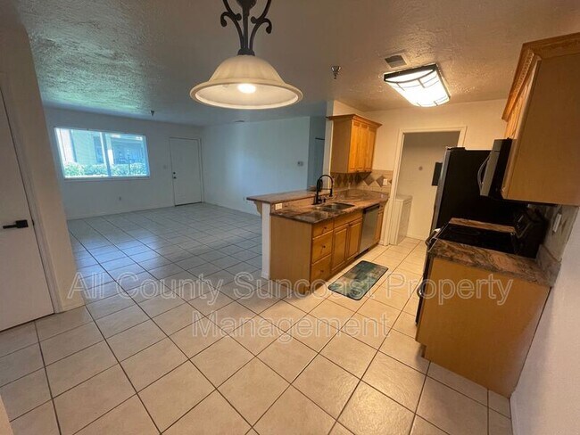 Foto del edificio - 10265 Gandy Blvd N