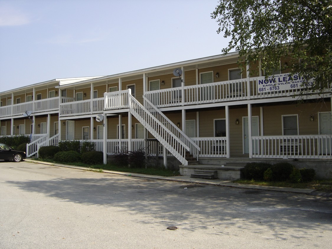 Primary Photo - Eagle Villas