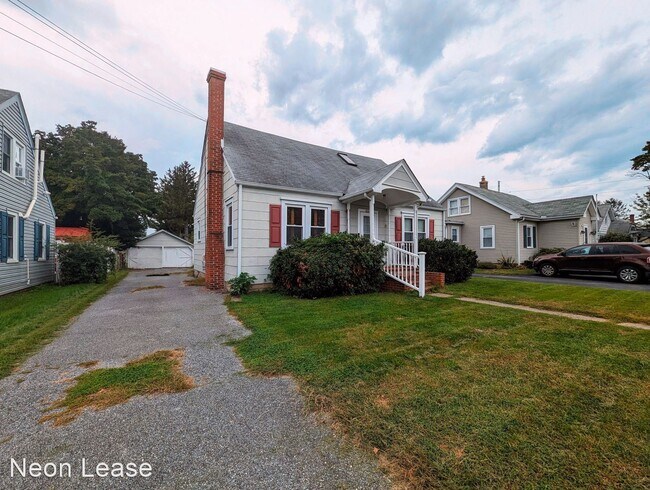 Building Photo - 3 br, 1 bath House - 1024 South Bradford S...