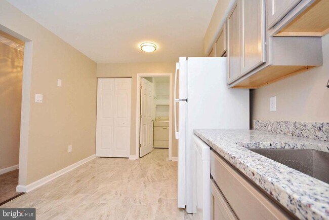 Building Photo - 2900 Shipmaster Way