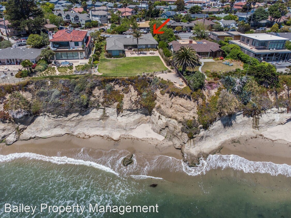 3 br, 2.5 bath House 4120 Opal Cliffs Drive House for Rent in Santa