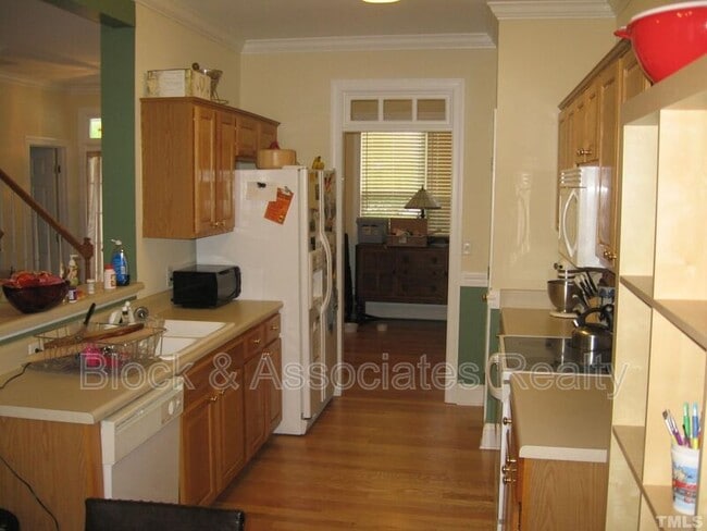 Building Photo - 5013 Dawn Piper Dr
