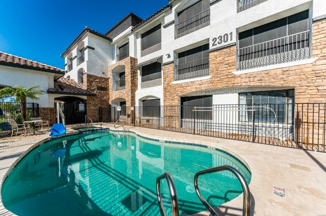 Photo - 2301 E Southern Ave Apartment