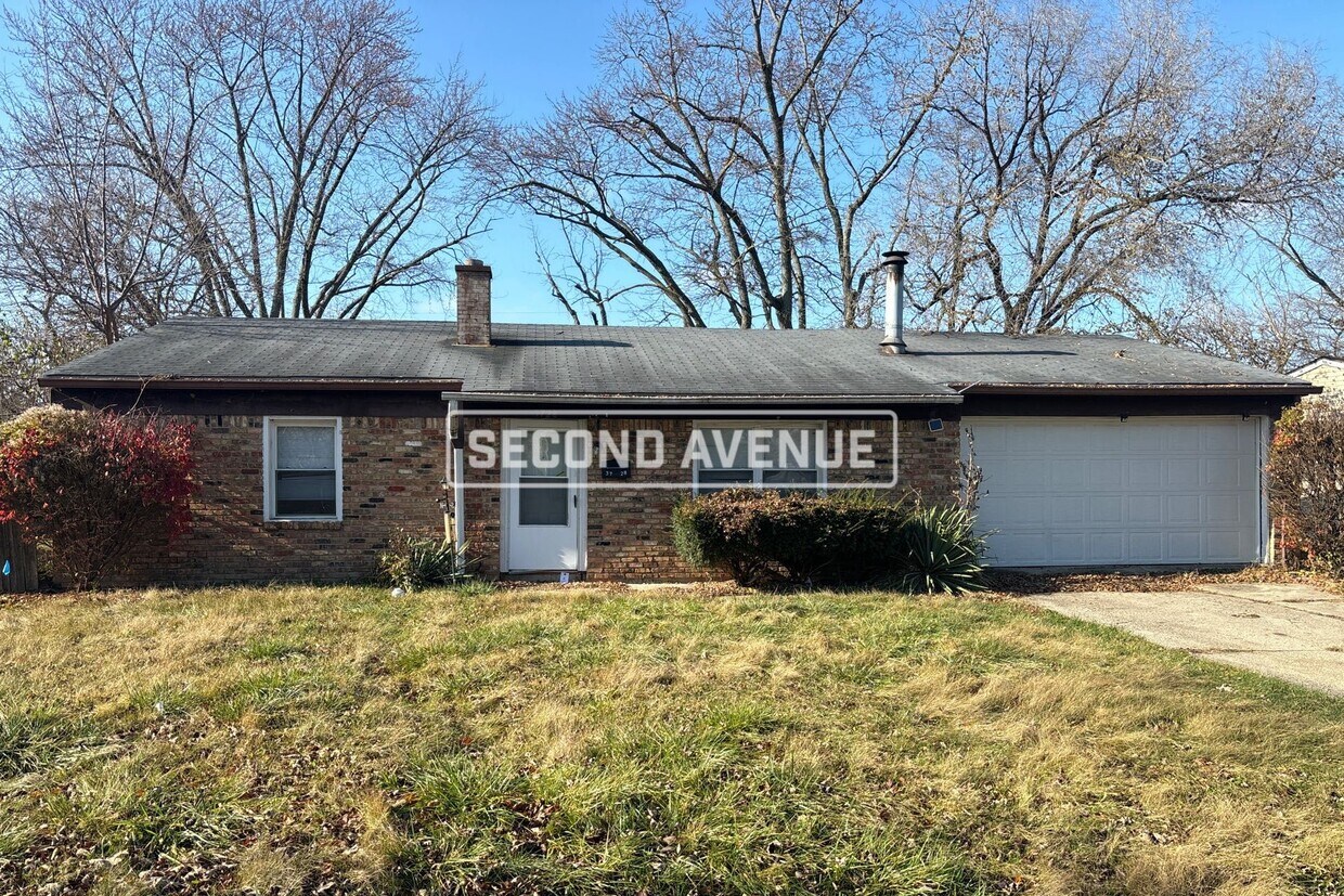 Primary Photo - 3728 N Brentwood Ave