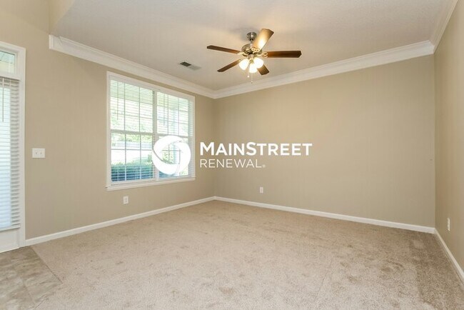 Foto del edificio - 4 Bedroom Pet-Friendly Home in Douglasville, GA with Main Street Renewal