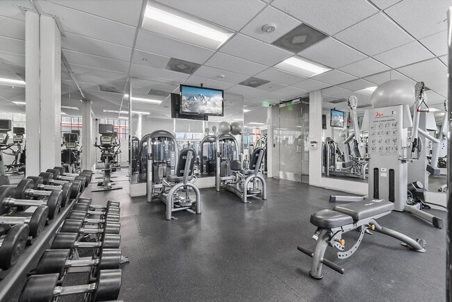 Building Photo - Santee Court