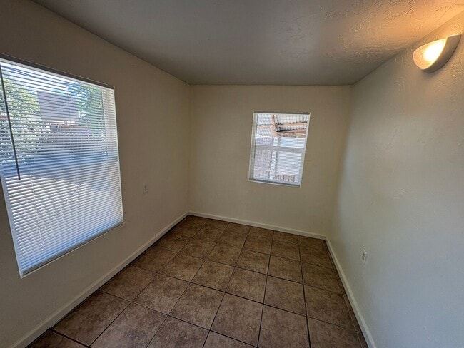 Building Photo - 1265 I St