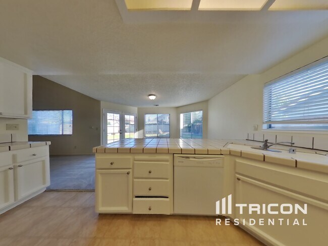 Foto del edificio - 217 Sunhaven Dr