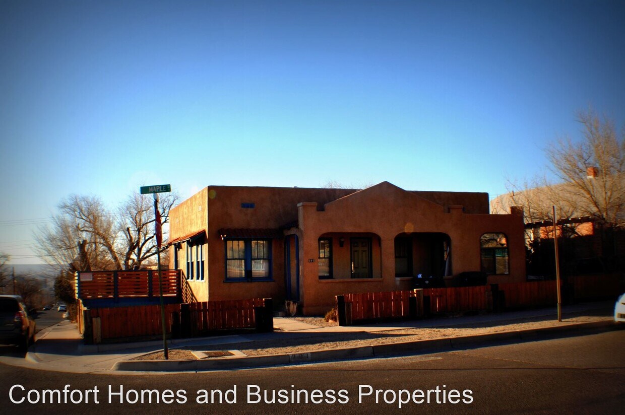 Foto principal - 4 br, 2 bath House - 201 Maple St NE