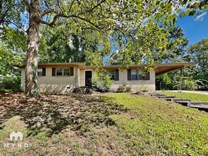 Building Photo - 10616 Thrasher Rd