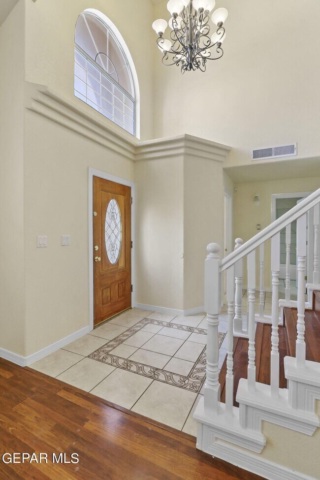 Building Photo - 6012 Ojo De Agua Dr