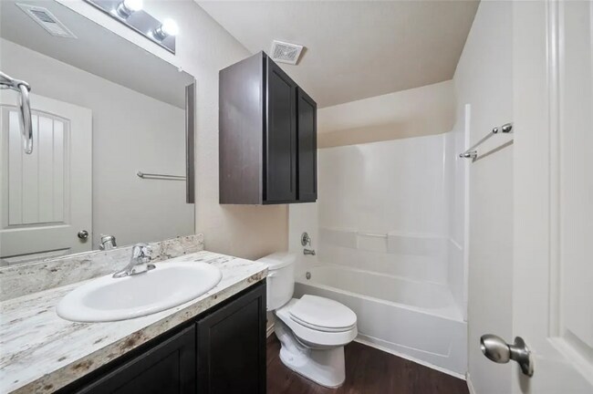 Building Photo - 20355 Louetta Reach Dr