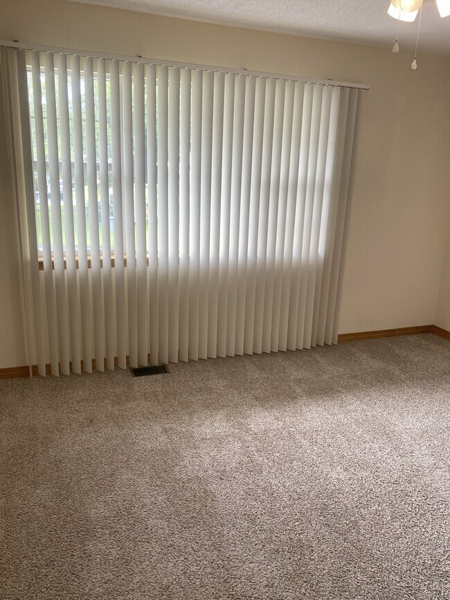 Foto del edificio - 852 Stonegate Ct