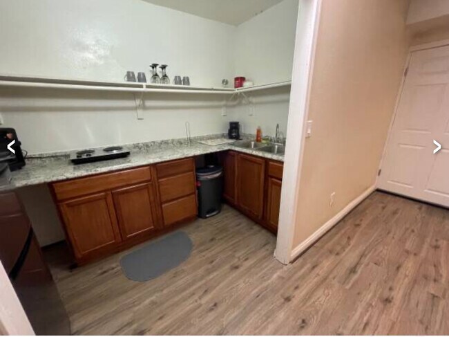 Foto del edificio - 10338 Fairhill Dr