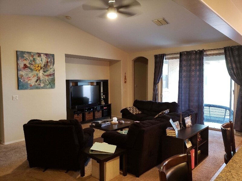 Foto del edificio - 5028 N River Fringe Dr