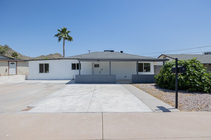 Primary Photo - 9417 N 2ND ST, PHOENIX AZ