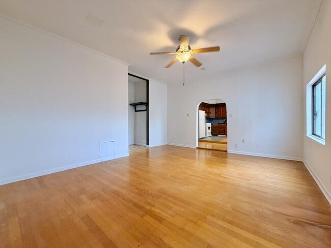 Building Photo - 514 Monastery Pl