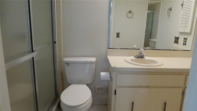Foto del edificio - 1286 Golden Oak Dr