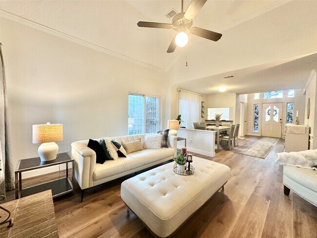 Foto del edificio - 2915 Cotton Stock Dr