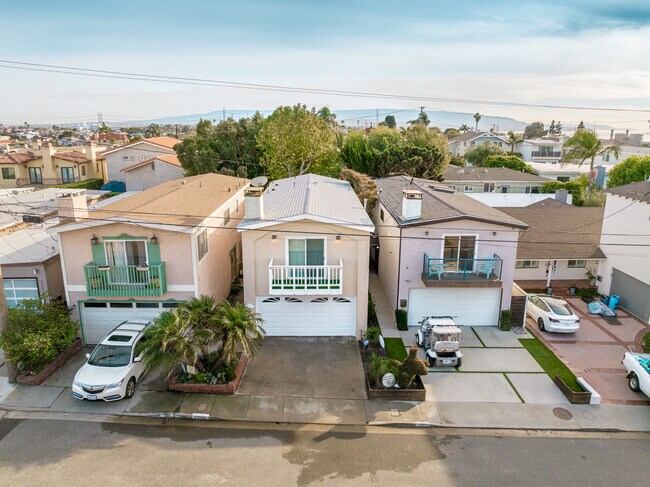 Building Photo - 1206 9th St