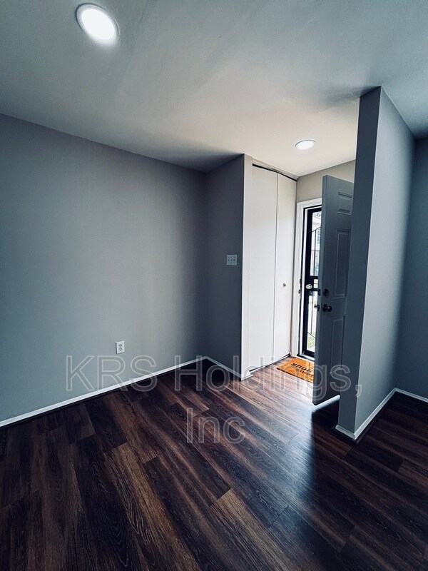 Foto del edificio - 817 Pleasant St
