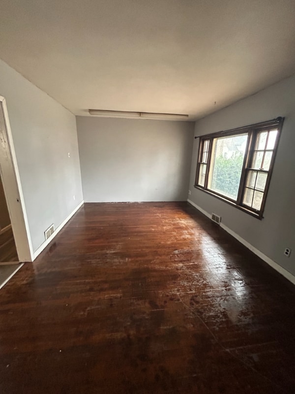 Foto del edificio - 1615 Iowa Ave