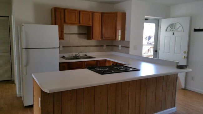 Foto del edificio - 1149 Links Rd.