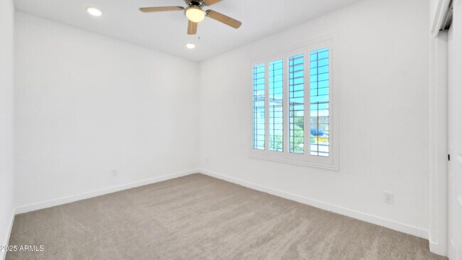 Building Photo - 27156 N 169th Dr
