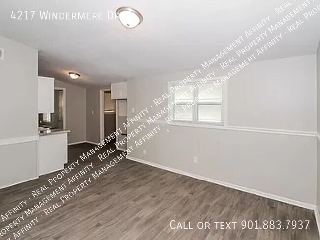 Foto del edificio - 4217 Windermere Rd