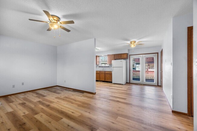 Building Photo - Adorable Home in Jackson