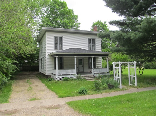 Building Photo - 517 Washington St