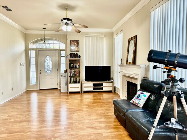 Spacious and well lit Living Room - 628 Raintree Cir