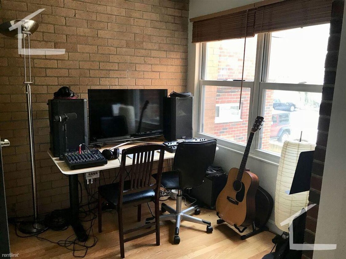 No Broker's Fee, Heat, Hot Water Included, Laundry on a Site, Parking for Rent - No Broker's Fee, Heat, Hot Water Included, Laundry on a Site, Parking for Rent