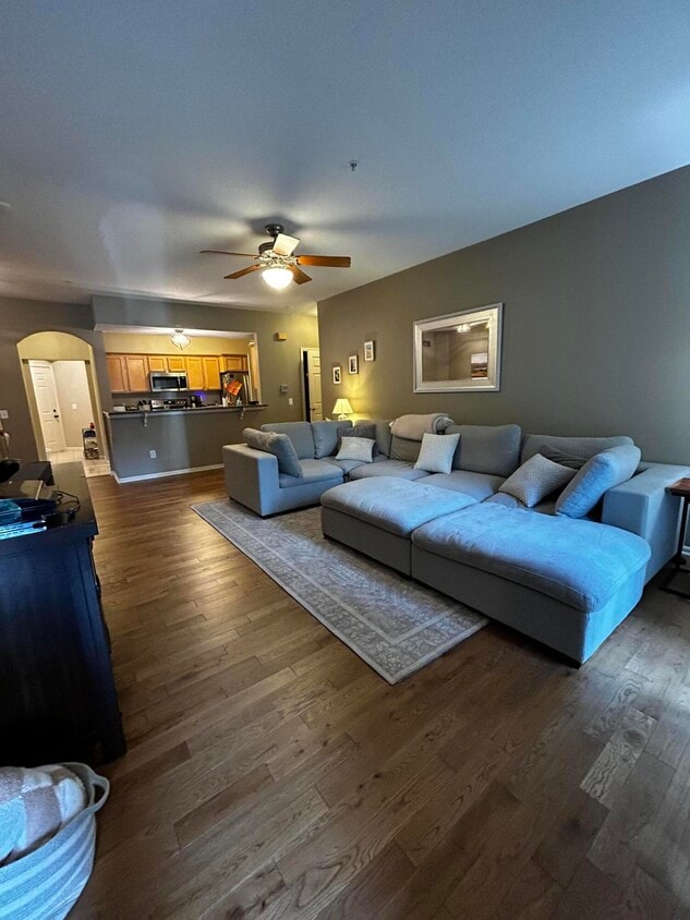 Foto principal - 301 Scio Village Ct