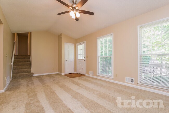 Foto del edificio - 1202 Holly Hills Dr SW