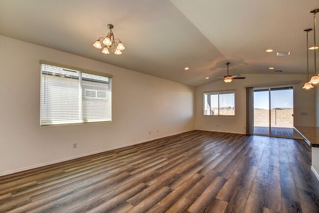 Foto del edificio - Beautiful home in Saddlewood