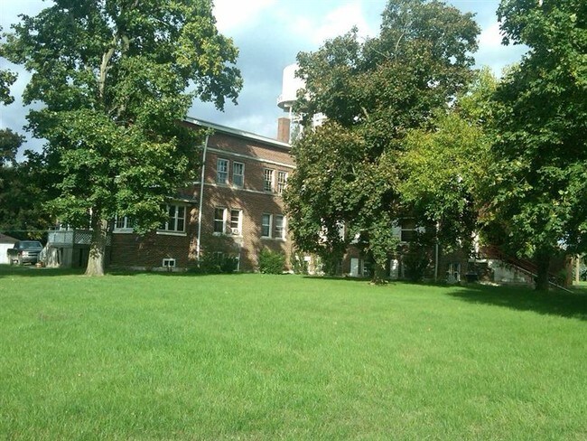 Foto del edificio - 1 br, 1 bath Apartment - County Farm 105
