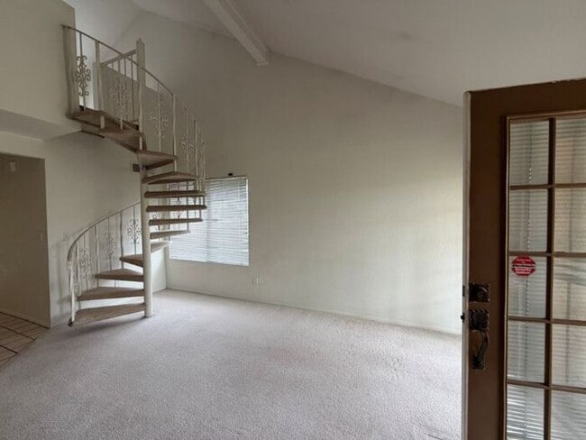 Building Photo - 4901 S Calle Los Cerros Dr