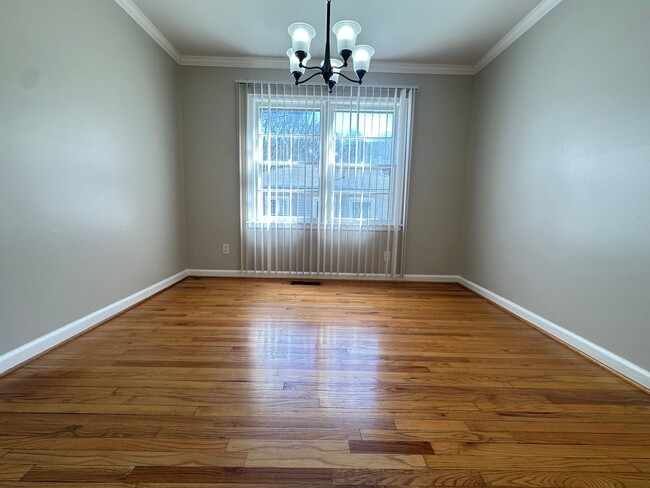 Building Photo - Home for rent in East Lake **ACCEPTS SECTI...