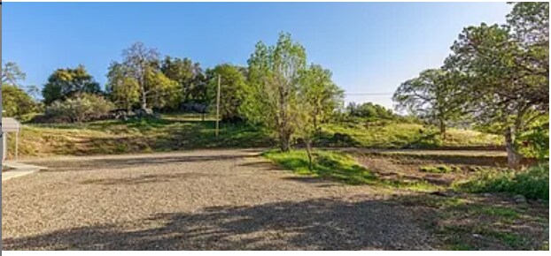 Foto del edificio - 3529 Hilltop Dr