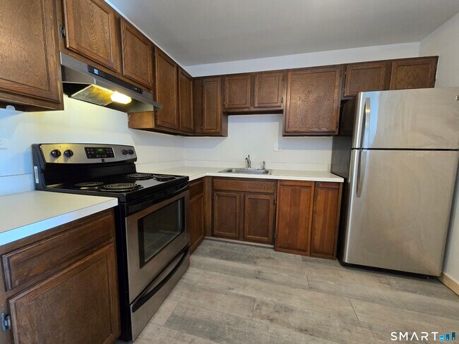 Foto del edificio - 1205 Cromwell Hills Dr