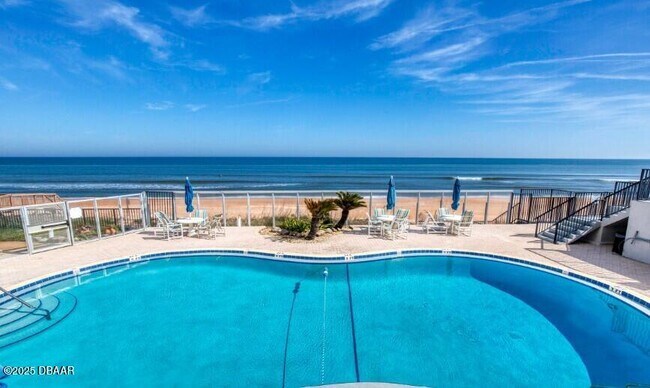 Foto del edificio - 1415 Ocean Shore Dr