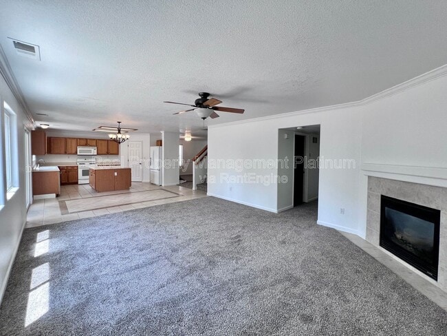 Foto del edificio - 6054 E Hampton Way